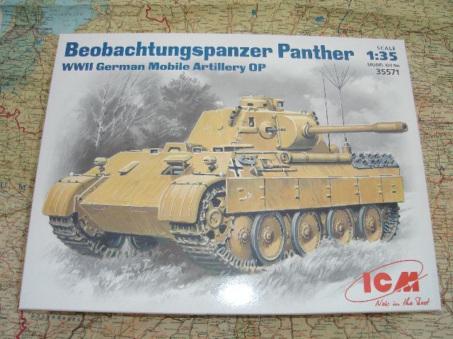 ICM 35571 Beobachtungspanzer Panther WWII German Mobile Artillery OP